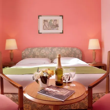 Della Posta, Boutique ホテル