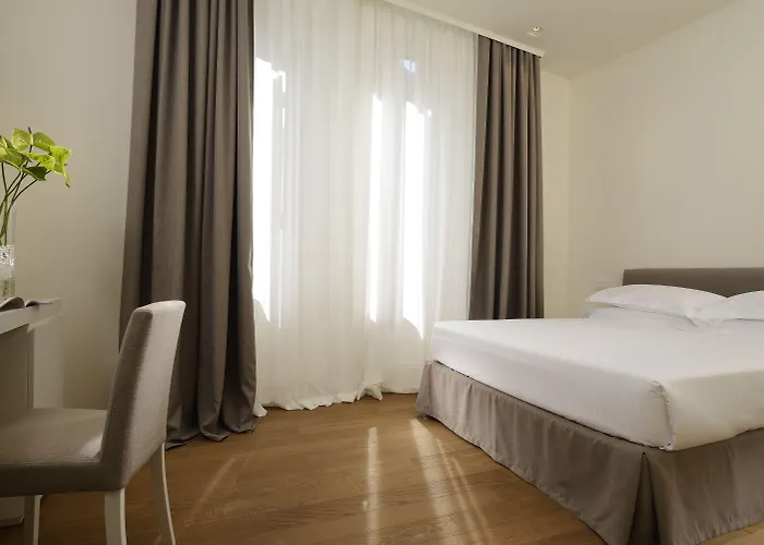 Hotel Della Posta, Etruria Collection