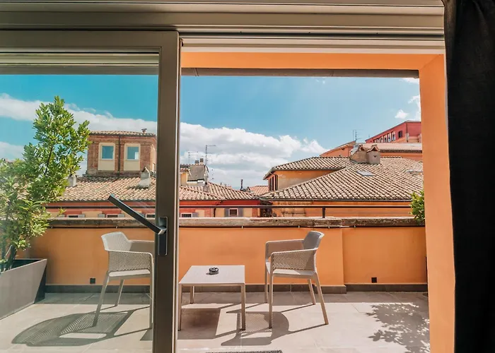 Della Posta, Etruria Collection 4*