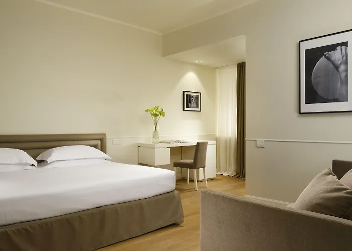 Della Posta, Etruria Collection 4* بيرودجا