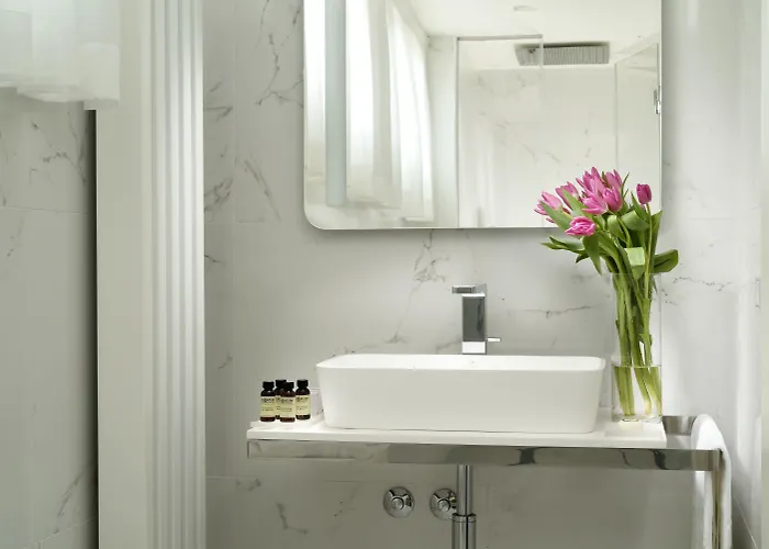 Della Posta, Etruria Collection ホテル 4*